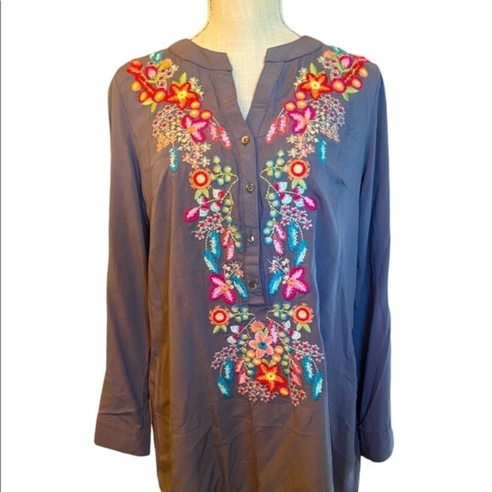 Solitaire size small NWT embroidered tunic top or dress floral bright colors